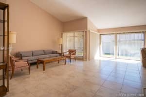 NW 25th St, Pembroke Pines, FL 33026, Sold 03/11/21