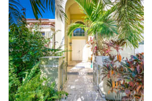 2067 Windward Cir, Weston, FL 33326, Sold 04/16/21