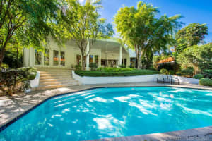 1945 NE 201st St, Miami, FL 33179, Sold 04/15/21