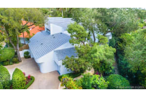 1945 NE 201st St, Miami, FL 33179, Sold 04/15/21