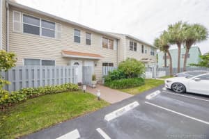 1813 NE 15th Ave, Fort Lauderdale, FL 33305, Sold 03/10/21