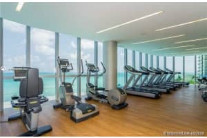 17475 Collins Ave, Sunny Isles Beach, FL 33160, Sold 04/20/21