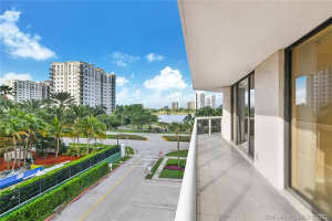 20185 E Country Club Dr, Miami, FL 33180, Sold 02/26/21