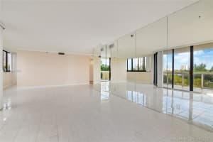20185 E Country Club Dr, Miami, FL 33180, Sold 02/26/21