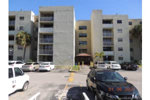 8075 NW 7th St, Miami, FL 33126, Sold 04/30/21
