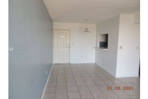 8075 NW 7th St, Miami, FL 33126, Sold 04/30/21