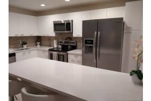 3350 NE 192 St #4qb, Aventura, FL 33180, Sold 06/15/21