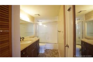 10582 NW 8th Ln A4, Miami, FL 33172, Sold 02/25/21