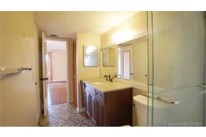 10582 NW 8th Ln A4, Miami, FL 33172, Sold 02/25/21