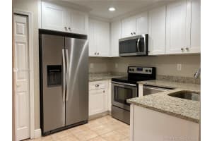 630 SW 106th Ave, Pembroke Pines, FL 33025, Sold 02/19/21