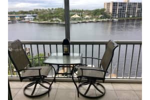 105 NE 19th Ave, Deerfield Beach, FL 33441, Sold 02/25/21