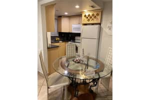 8830 Fontainebleau Blvd, Miami, FL 33172, Sold 04/16/21