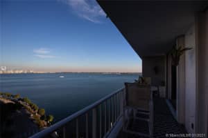 200 SE 15th Rd #14e, Miami, FL 33129, Sold 05/03/21