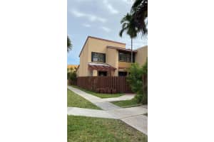 211 W Park Dr, Miami, FL 33172, Sold 03/16/21