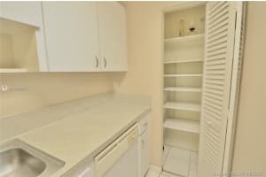 500 NE 2nd St, Dania Beach, FL 33004, Sold 04/02/21