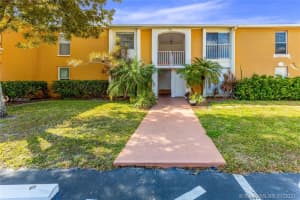 12670 Kenwood Ln, Fort Myers, FL 33907, Sold 03/26/21