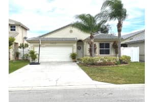 5910 W Grand Duke Cir, Tamarac, FL 33321, Sold 03/08/21