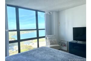 600 NE 36th St, Miami, FL 33137, Sold 05/25/21