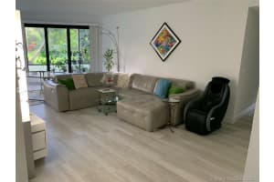 5760 Coach House Cir, Boca Raton, FL 33486, Sold 04/21/21