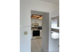 11071 NW 7th St, Miami, FL 33172, Sold 02/18/21
