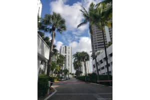 20505 E Country Club Dr, Aventura, FL 33180, Sold 05/18/21