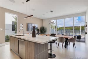 10371 NW 67th Terrace, Doral, FL 33178, Sold 10/25/22
