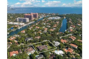 260 Cocoplum Rd, Coral Gables, FL 33143, Sold 09/30/21