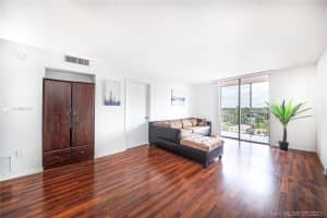 1251 NE 108th St, Miami, FL 33161, Sold 10/05/21