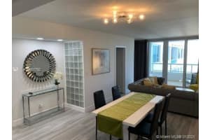 5005 Collins Ave # C5, Miami, FL 33140, Sold 04/12/21