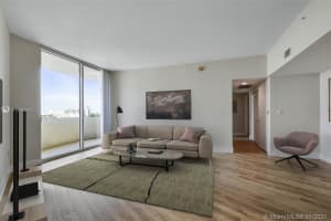 19501 W Country Club Dr, Aventura, FL 33180, Sold 02/25/21