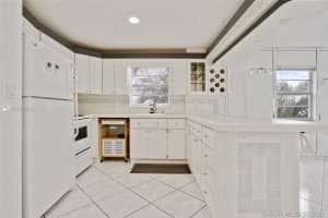 1000 Michigan Ave, Miami Beach, FL 33139, Sold 03/17/21