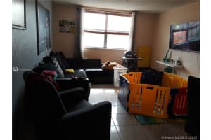 666 W 81st St, Hialeah, FL 33014, Sold 03/01/21