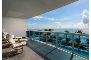 2711 S Ocean Dr, Hollywood, FL 33019, Sold 11/16/21