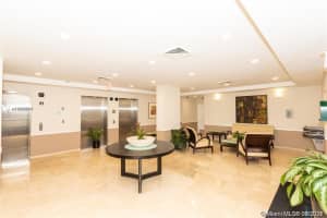 900 SW 8th St #500, Miami, FL 33130, Sold 05/28/21