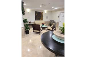 900 SW 8th St #500, Miami, FL 33130, Sold 05/28/21