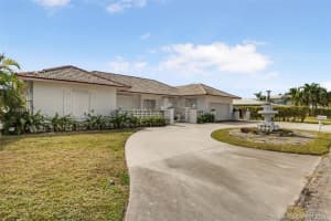1221 Bimini Ln, West Palm Beach, FL 33404, Sold 04/28/21