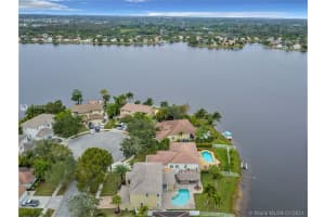 2327 NW 187th Ave, Pembroke Pines, FL 33029, Sold 04/20/21