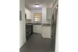 8870 Fontainebleau Blvd, Miami, FL 33172, Sold 03/01/21