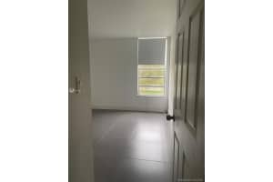 8870 Fontainebleau Blvd, Miami, FL 33172, Sold 03/01/21