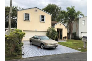11919 SW 274th St, Homestead, FL 33032, Sold 04/09/21