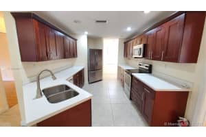 10846 NW 10th Pl, Coral Springs, FL 33071, Sold 05/05/21