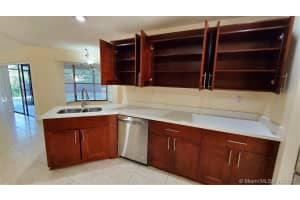 10846 NW 10th Pl, Coral Springs, FL 33071, Sold 05/05/21