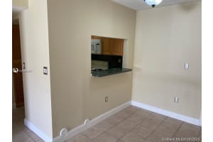8075 NW 7th St, Miami, FL 33126, Sold 03/11/21