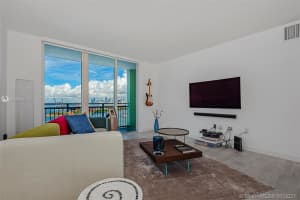90 Alton Rd, Miami Beach, FL 33139, Sold 03/11/21