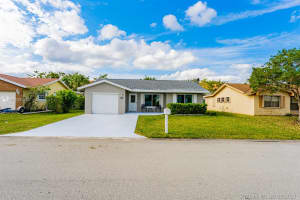 8265 NW 98th Ave, Tamarac, FL 33321, Sold 03/01/21