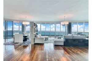 5959 Collins Ave, Miami, FL 33140, Sold 03/11/21