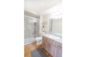 565 Vista Isles Dr, Sunrise, FL 33325, Sold 04/12/21