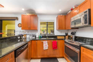 3204 Bird Ave, Coconut Grove, FL 33133, Sold 03/19/21