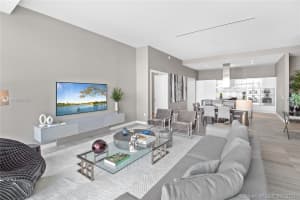4701 Meridian Ave, Miami Beach, FL 33140, Sold 02/26/21
