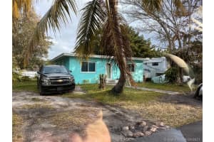 526 NW 7th St, Dania Beach, FL 33004, Sold 06/25/21
